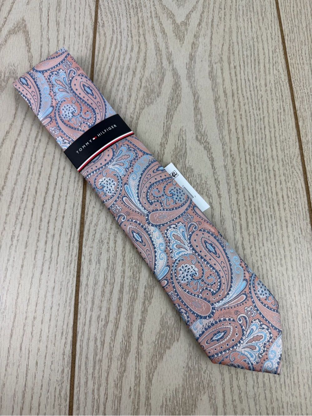 850 Tommy Hilfiger Tie Pink Blue Paisley 800 TL21100199 Silk Poly Blend $69.50
